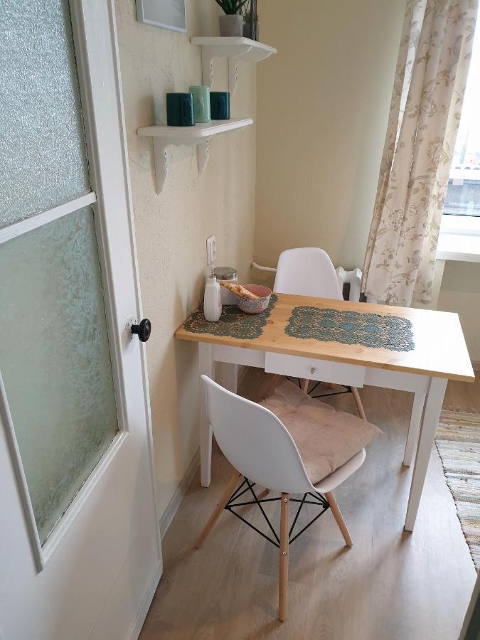 Sunny Apartment, 7 Min With Tram To The Old Town تالين المظهر الخارجي الصورة